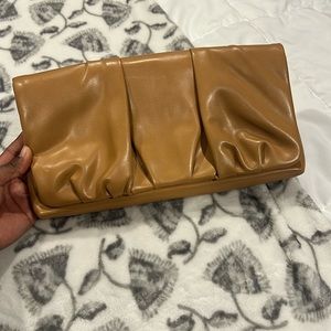 Express clutch